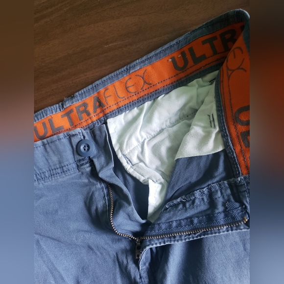 Urban Pipeline Men's Ultraflex Shorts | Grey-blue - Picture 3 of 3